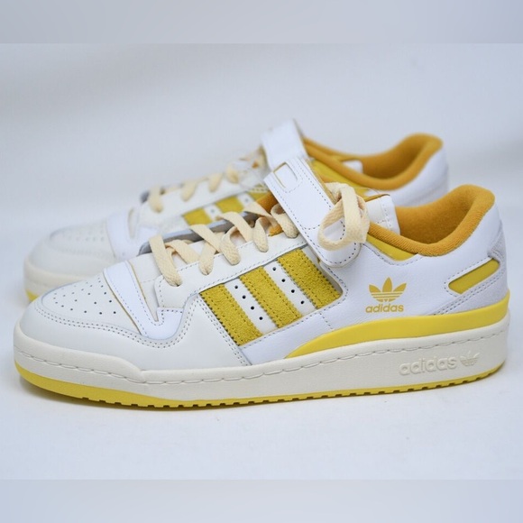 NEW WITH TAGS. Adidas Forum 84 Lows Size: Men’s 8.5/ Women’s 10 U.S.